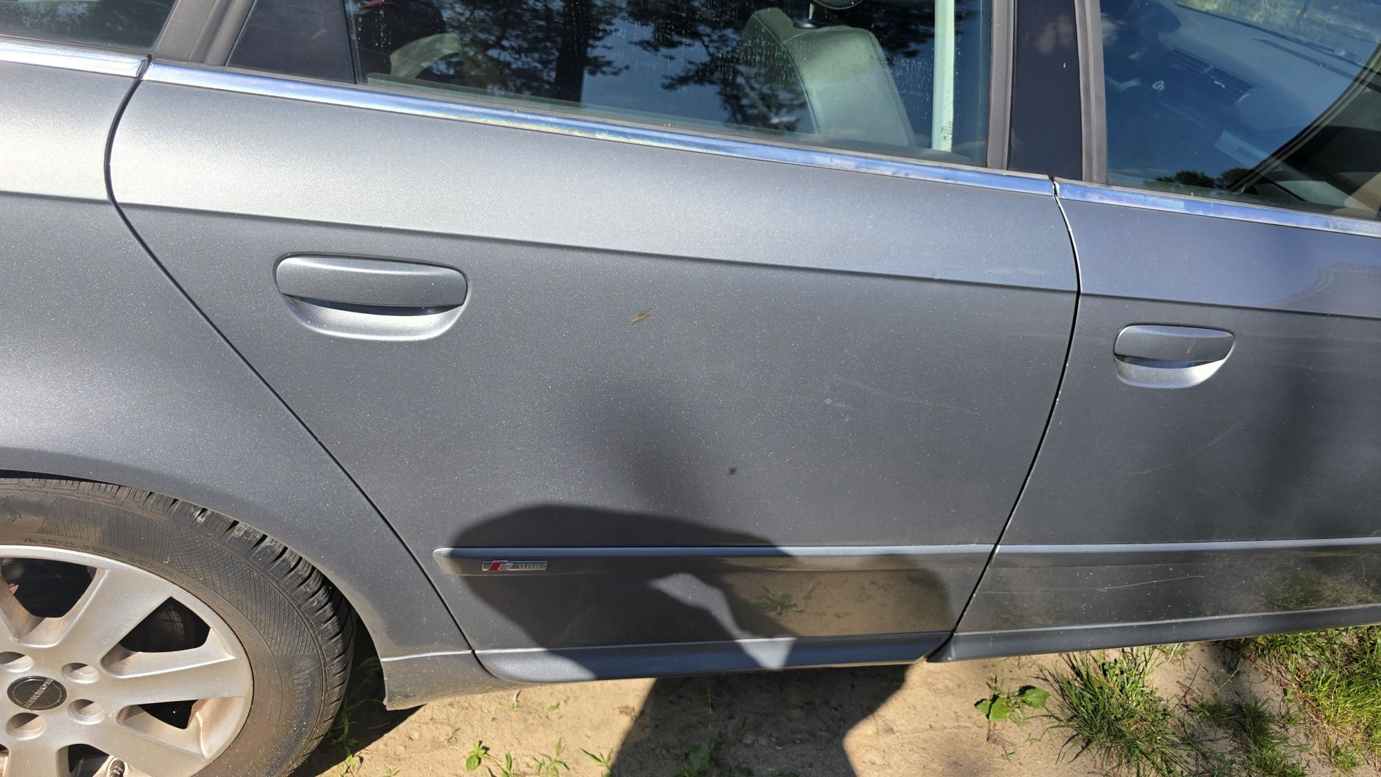 Przód Audi A4 B7 LY7G xenon Europa