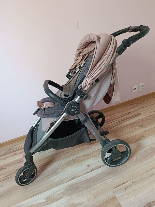 Wózek spacerowy baby design wave różowy z akcesoriami