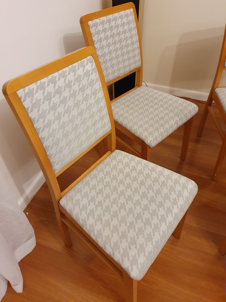Krzesła stołowe 4 szt