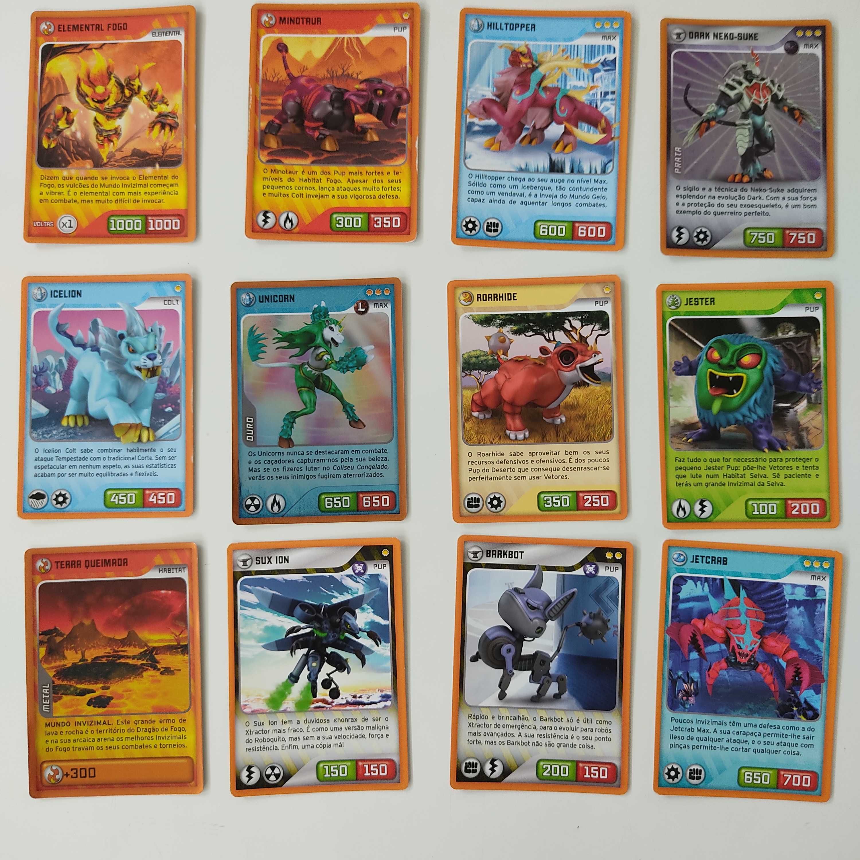 Cartas colecionáveis Invizimals conjunto