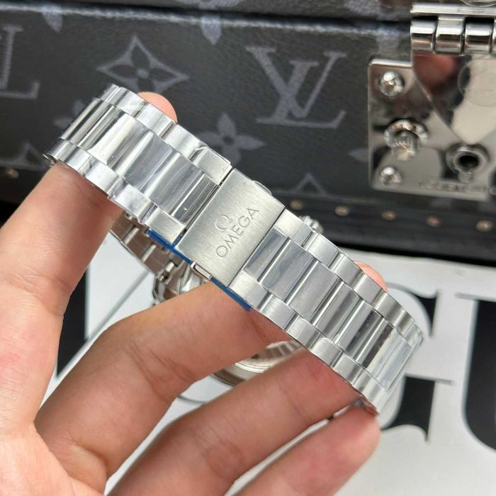 Omega Seamaster 150m Diver Turquoise Dial