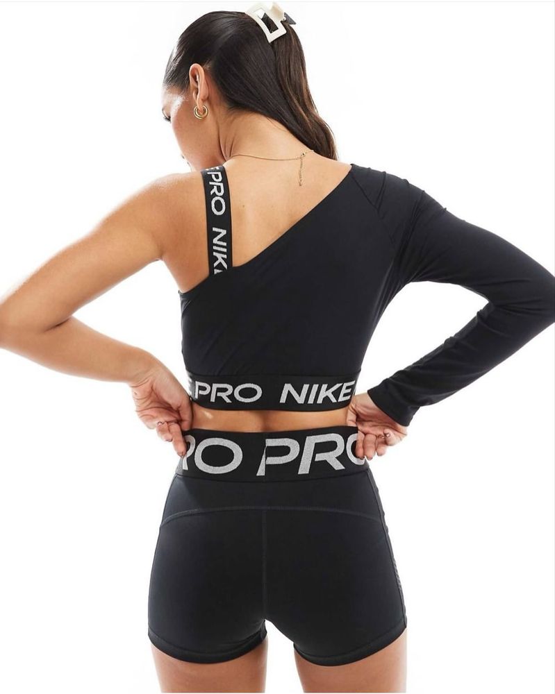 Топ Nike оригинал р. S