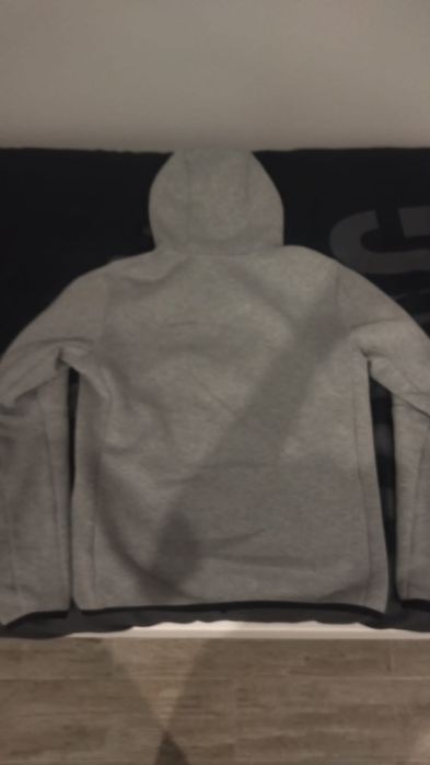 Casaco Nike tech