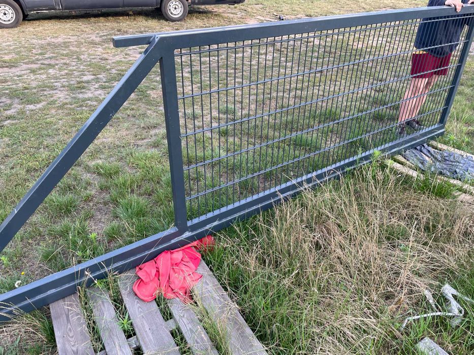 Brama przesuwna ocynkowana/malowana proszkowo