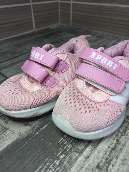 Кросівки весна осінь демосизонні