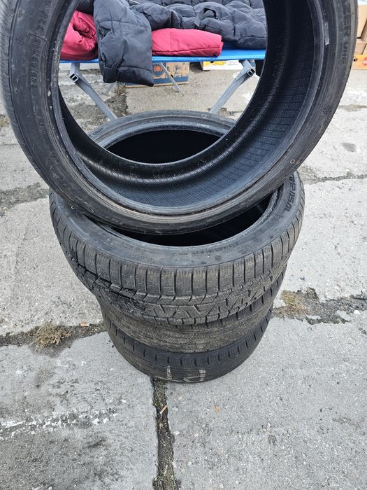 Opony zimowe 18" 225 40