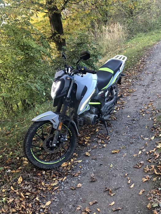 Продам або обміняю на авто мотоцикл мустанг 250 9r