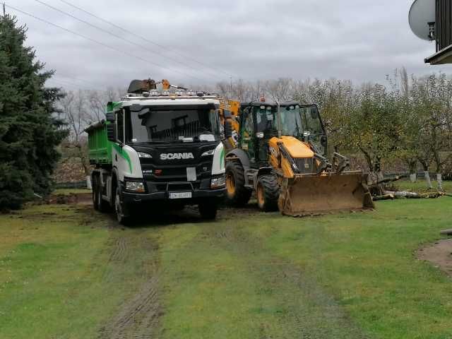 Roboty ziemne Strzelin i okolice  koparko-ładowarka JCB , Transport