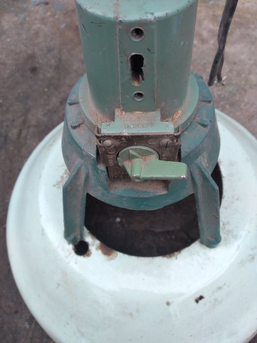 Продам  недорого  фонар