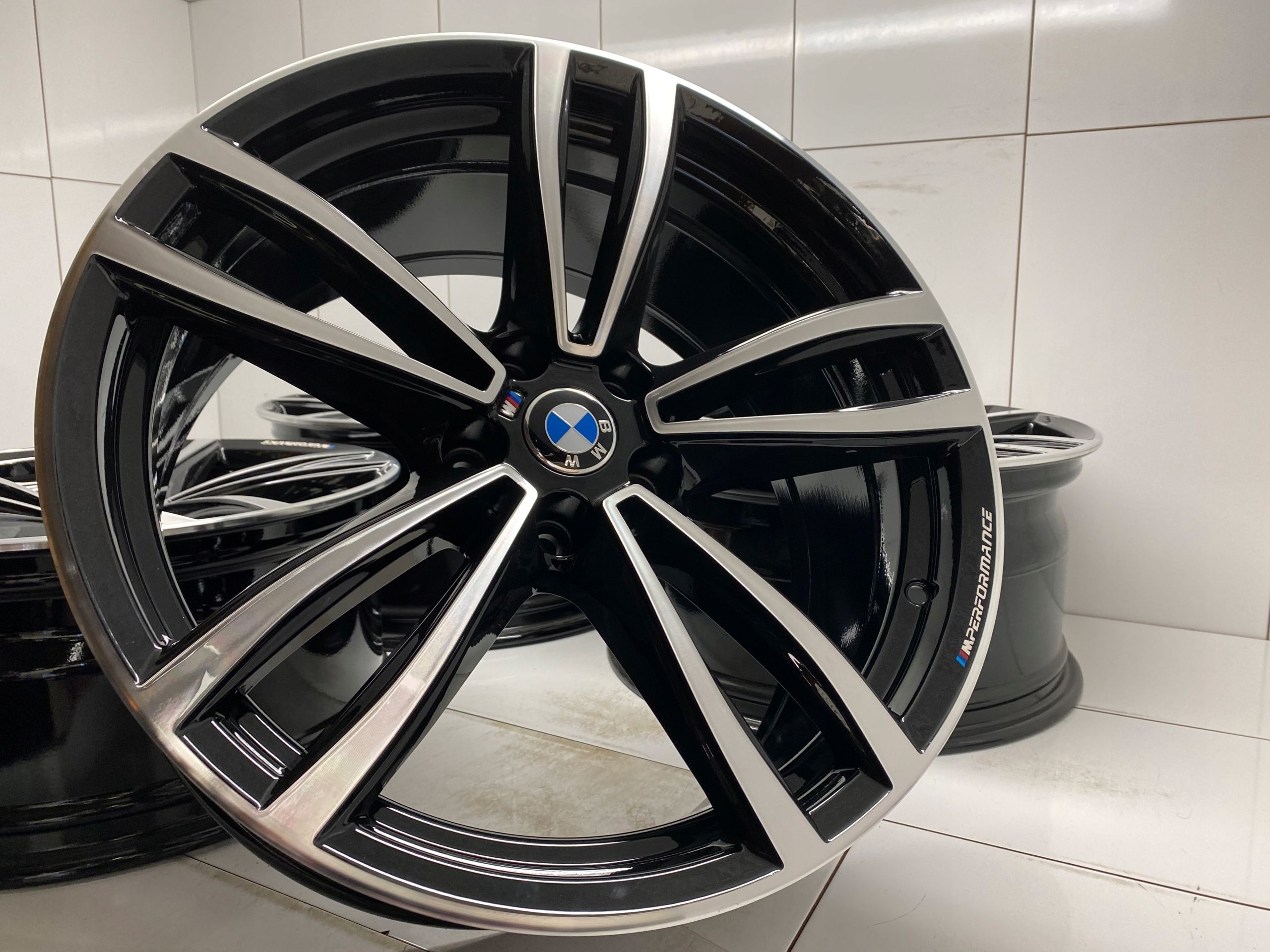 Felgi 19 BMW G11 G30 X3 G01 m Pakiet Performance Ideal