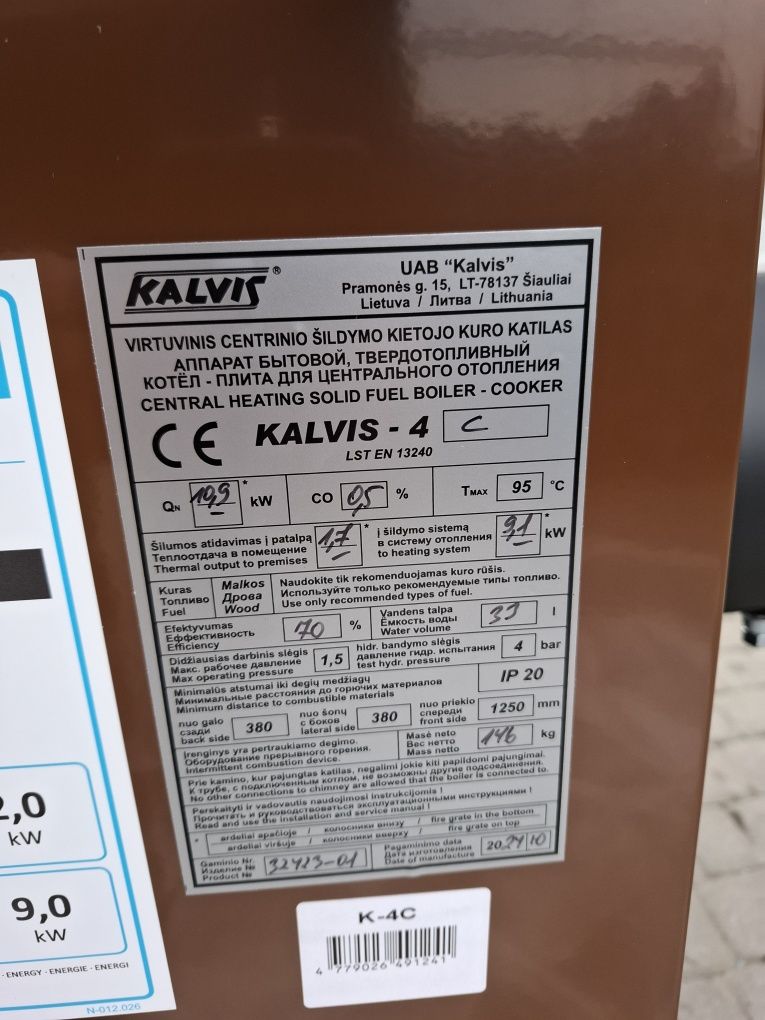 Kuchnia węglowa i kocioł c.o. - piecokuchnia  Kalvis 4 CN