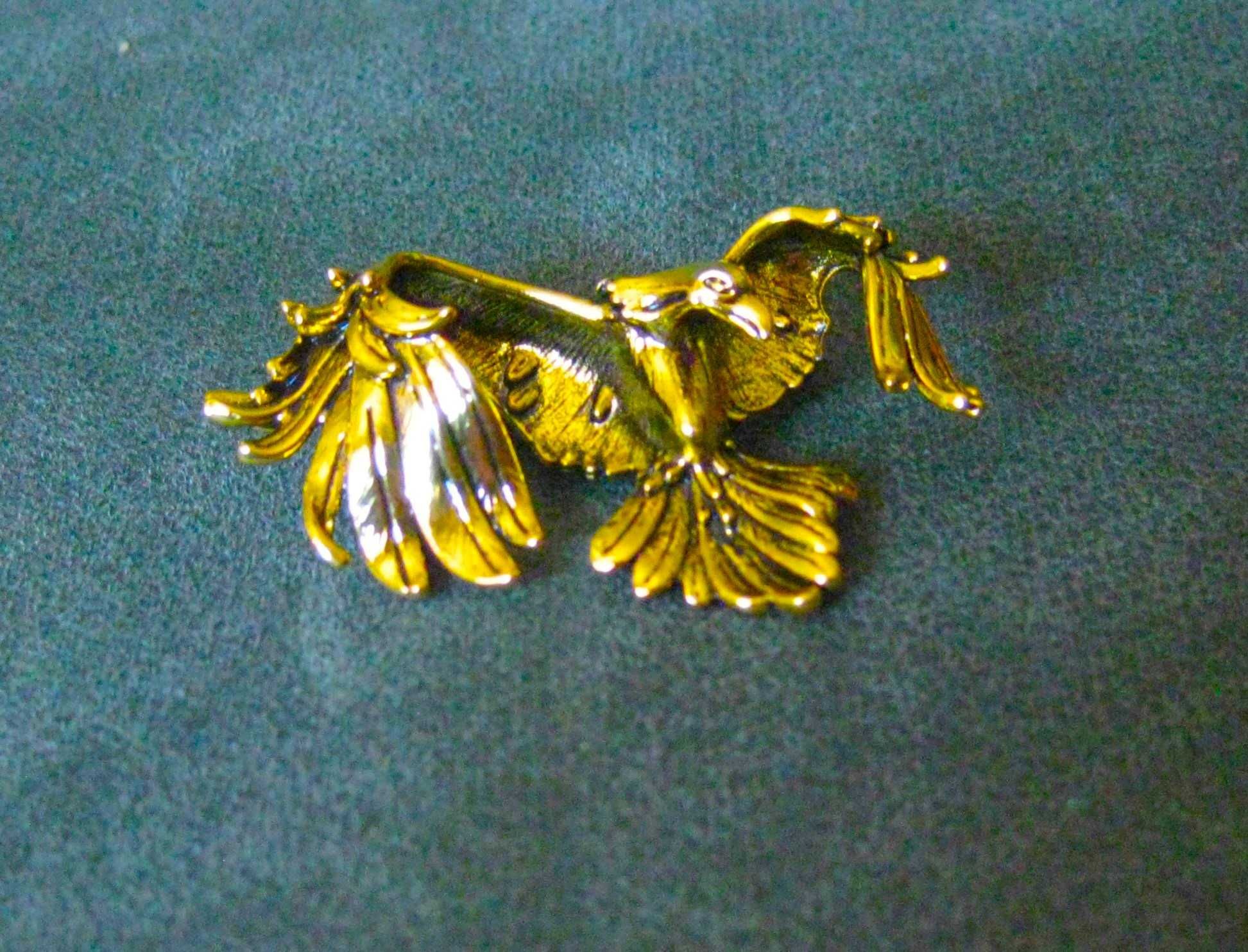 Alfinete / Broche / Pregadeira Aguia Dourada NOVO