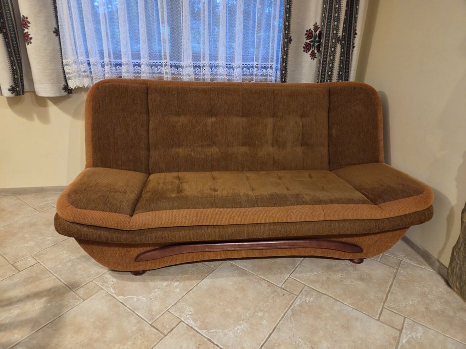 Sofa dwuosobowa do spania wersalka (dwie sztuki)
