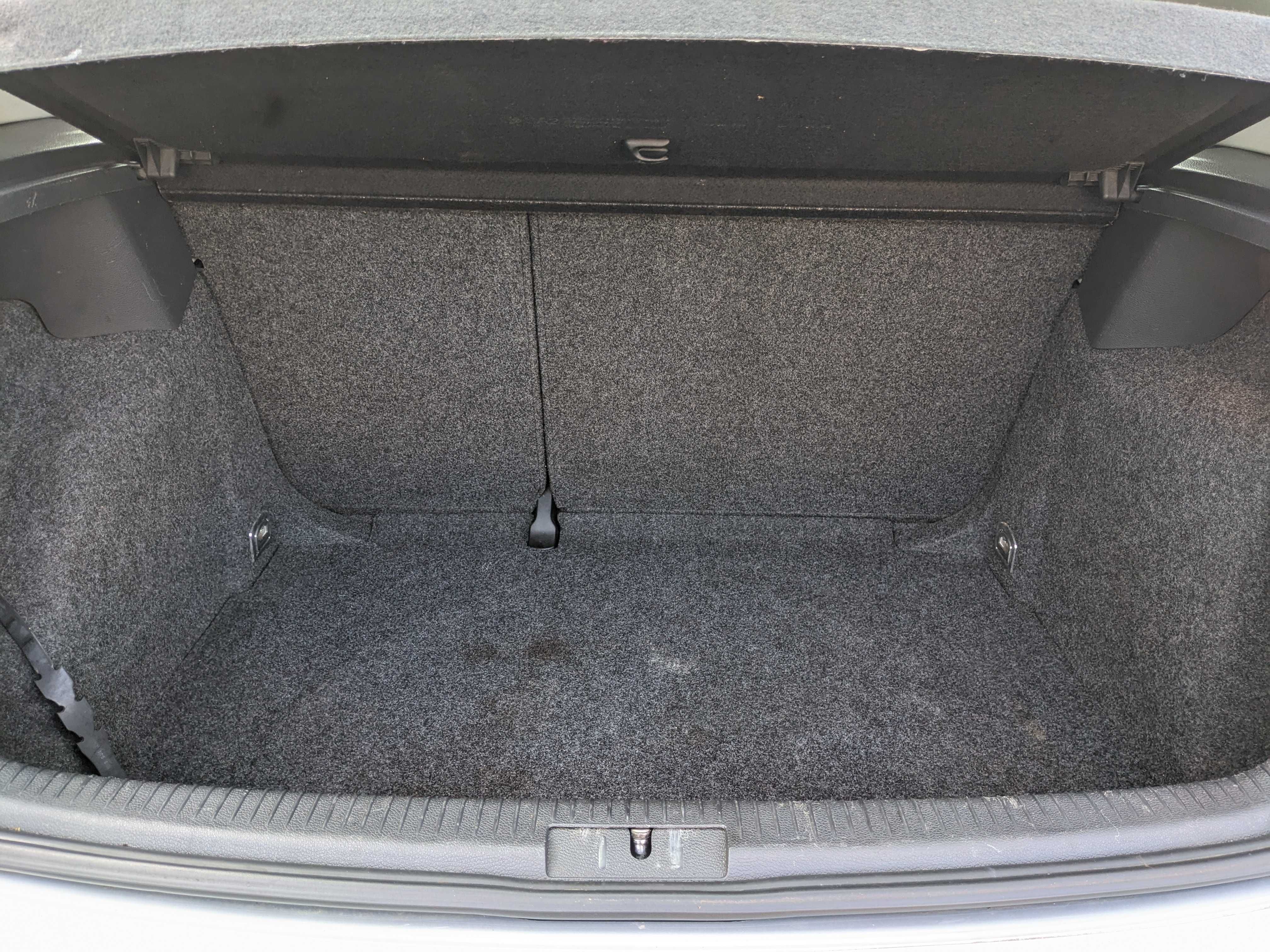 Продам Wolksvagen Golf 1,4 MPI