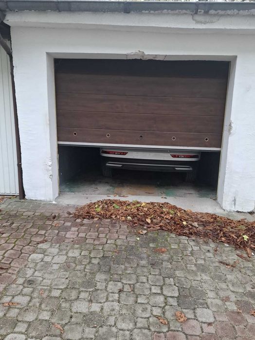 Garaż wolno stojący w centrum Gdyni sprzedam.