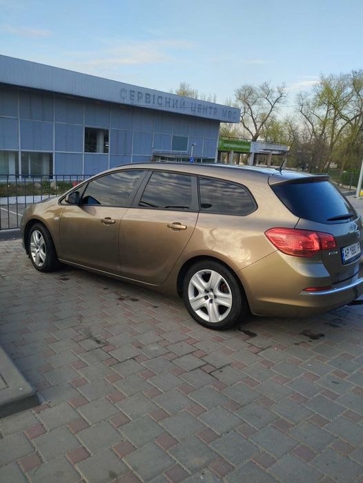 Продам надійне авто Опель Астра