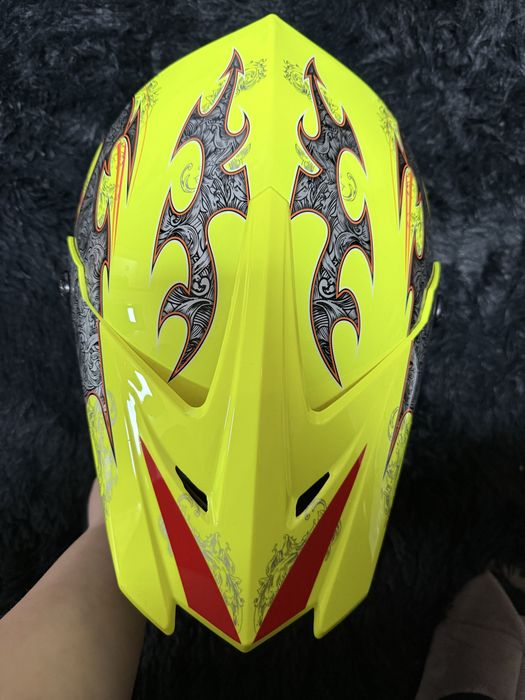 Мотошлем Virtue XL новый