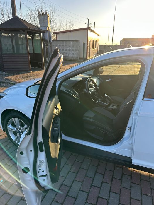 Продам свій приватний автомобіль перший власник від салону