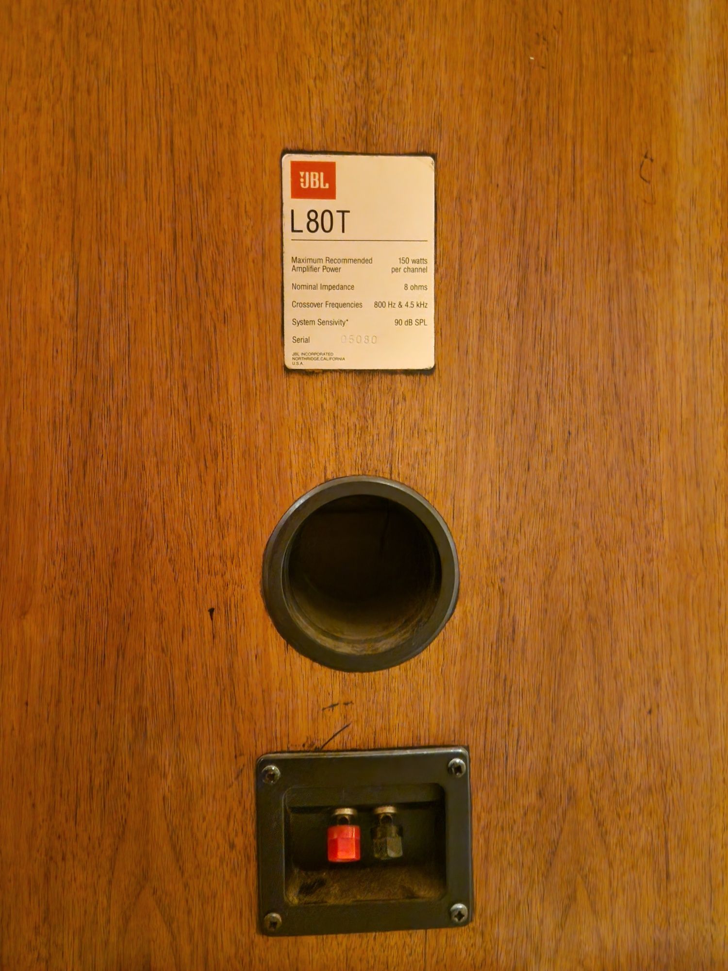 Colunas JBL L80T