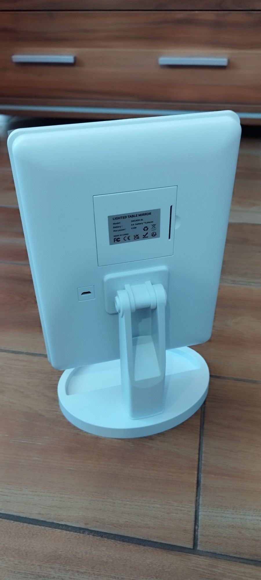 Lustro LED do makijażu