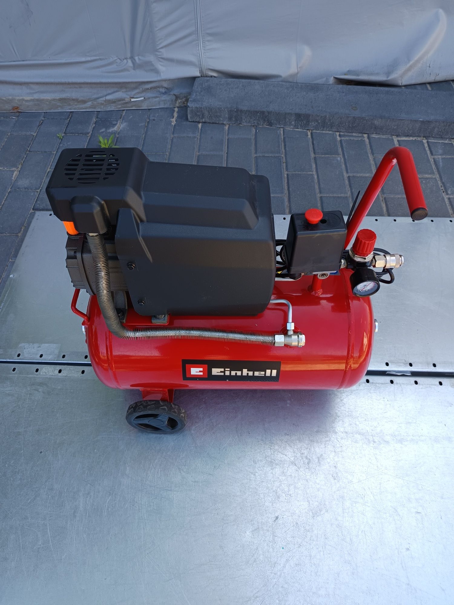 Kompresor olejowy Einhell TC-AC 190/24/8