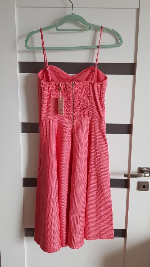 Louche luxe sukienka za kolana na ramiączkach rozkloszowana Pink r 38