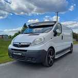 Opel Vivaro  L2H1**Klima**Orurowanie**18 cali**Świetny stan