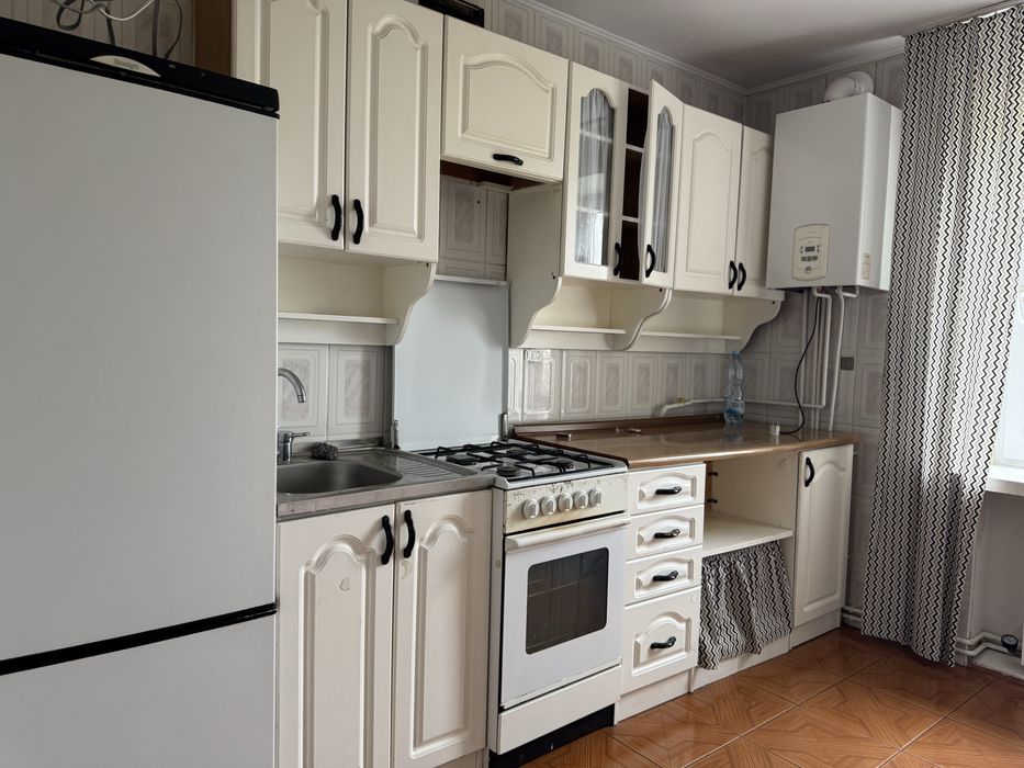 Продається 4 кім квартира і/о, підходить під єВідновлення