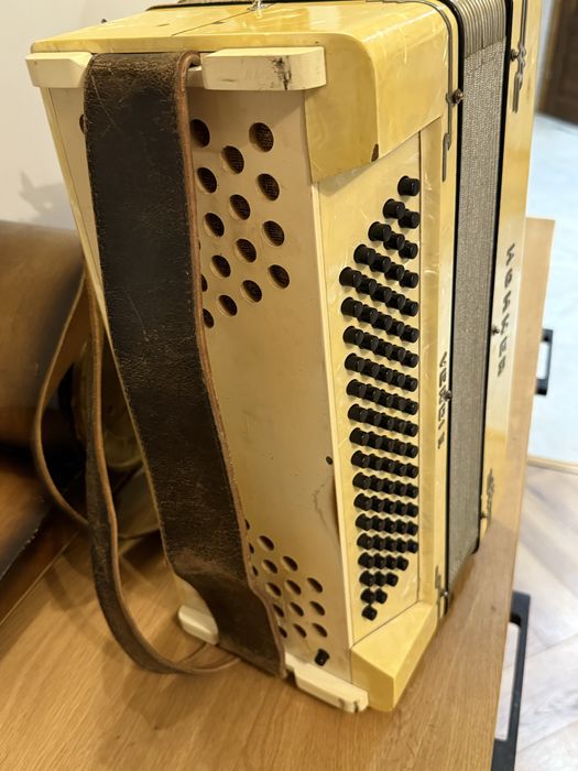 Akordeon Hohner Verdi II 80 basow