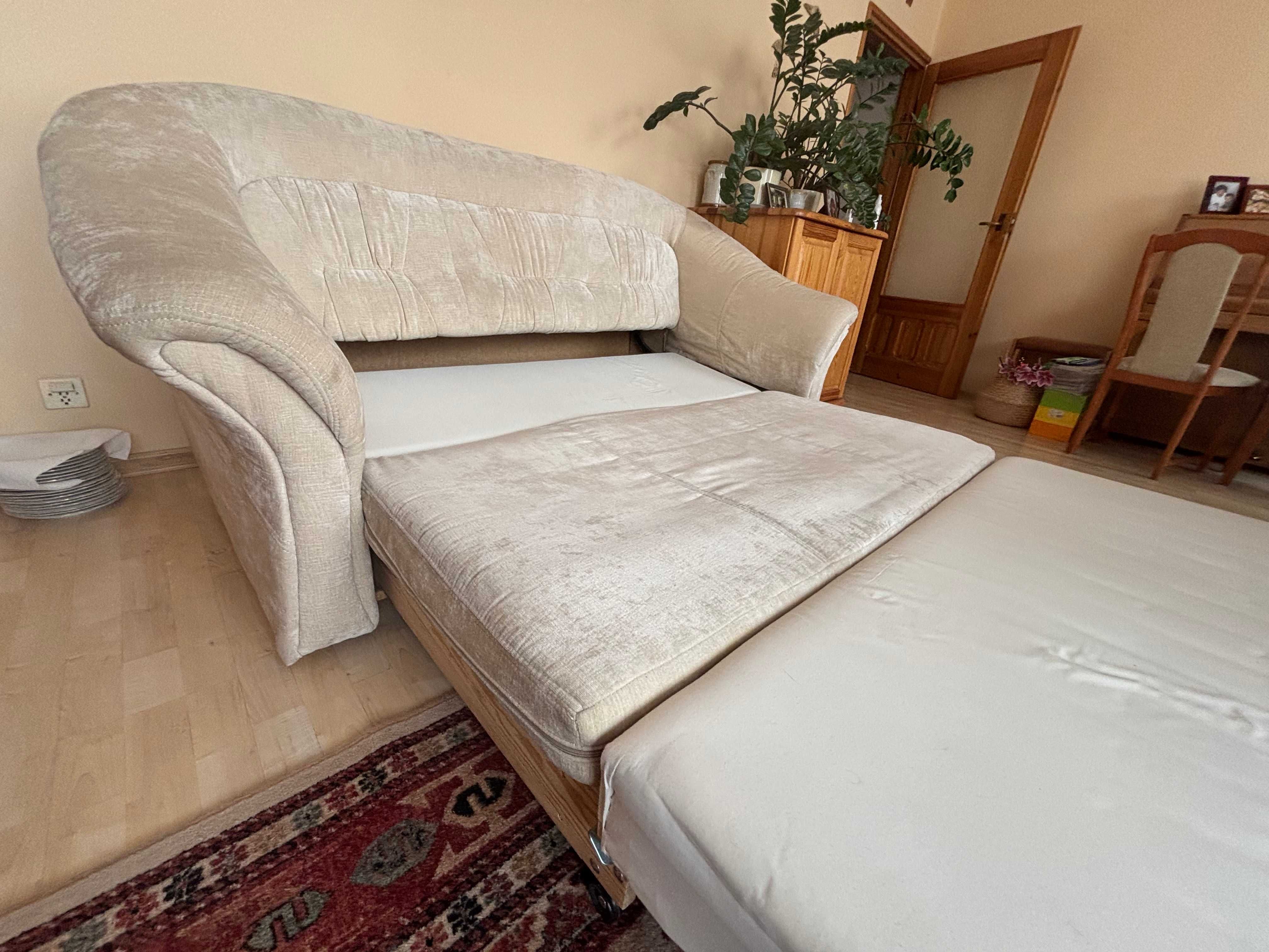 sofa rozkładana w bardzo dobry stanie