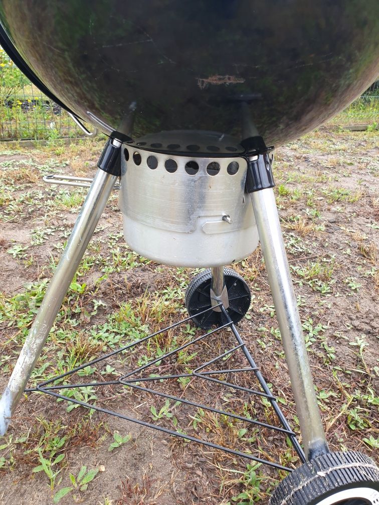 Grill węglowy WEBER