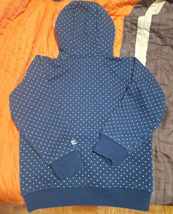 Camisola sweatshirt azul às bolinhas brancas tamanho 7/8 anos brooking