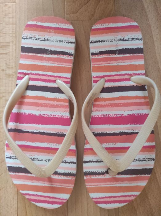 Якісні зручні в"єтнамки  Papaya Primark New Look  р39,40 Англія