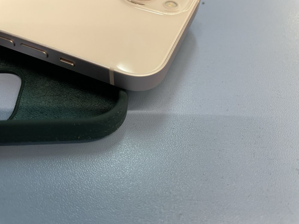 Продам iphone 13 128 Гб r-sim