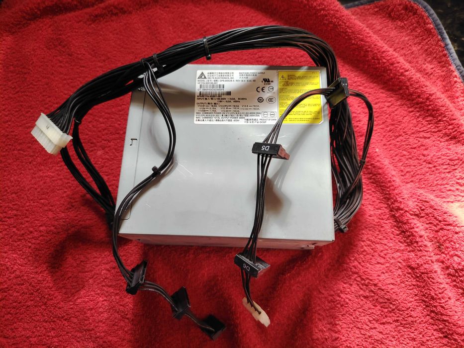 Fontes de alimentação // ATX 350 W // DPS-600UB A