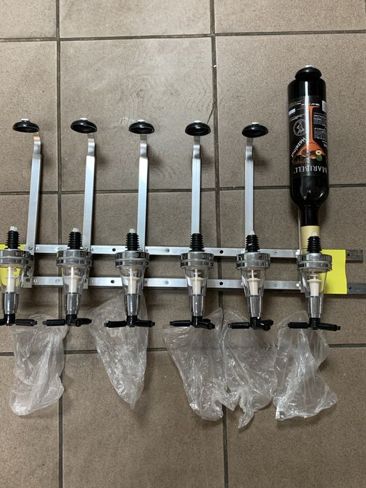 Дозатор для сиропів