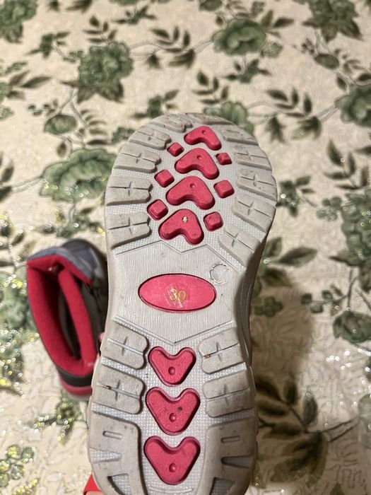 Нові термосапожки  для дівчинки