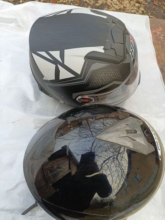 Продам мотошоломи 100у.е