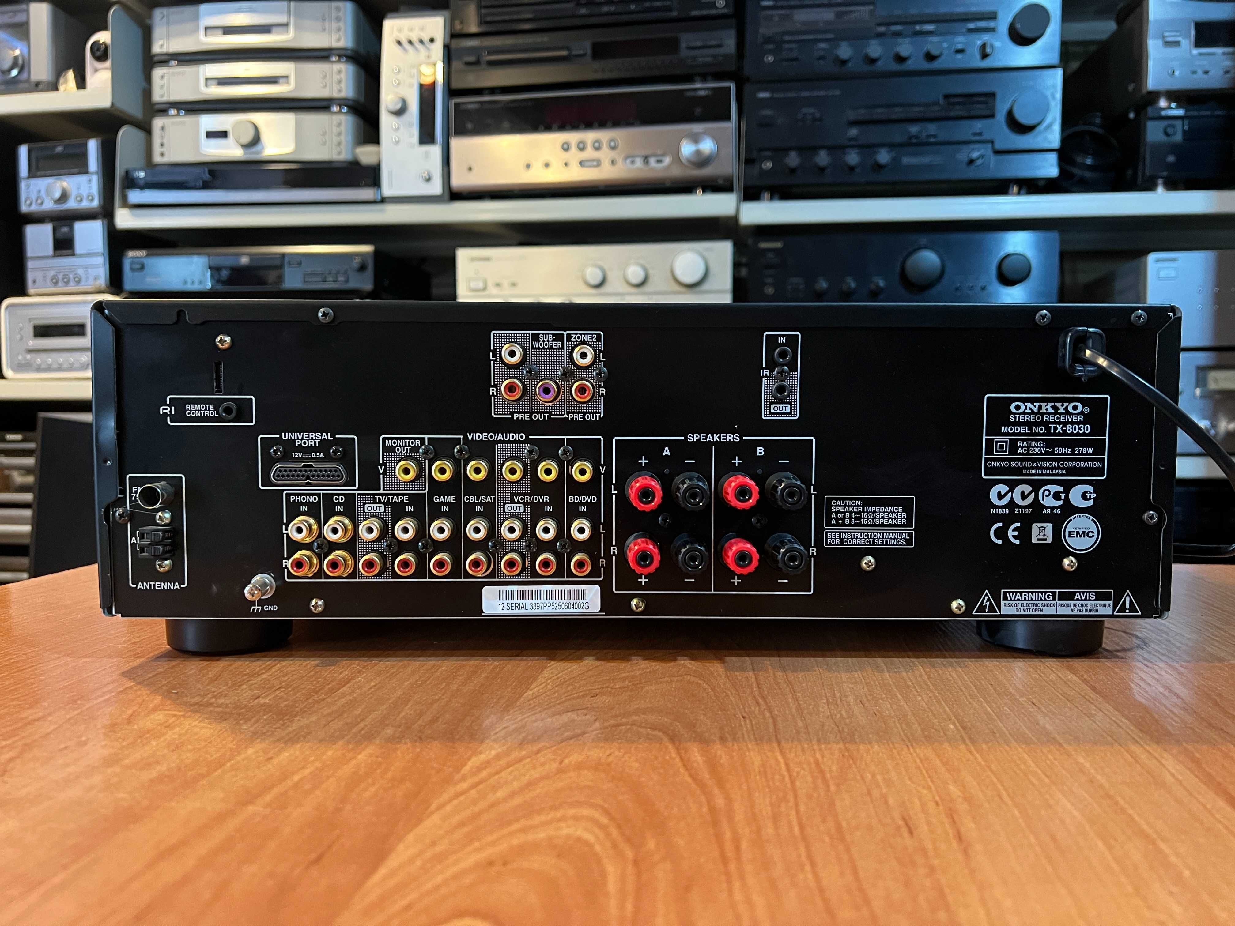 Amplituner stereo Onkyo TX-8030 Audio Room