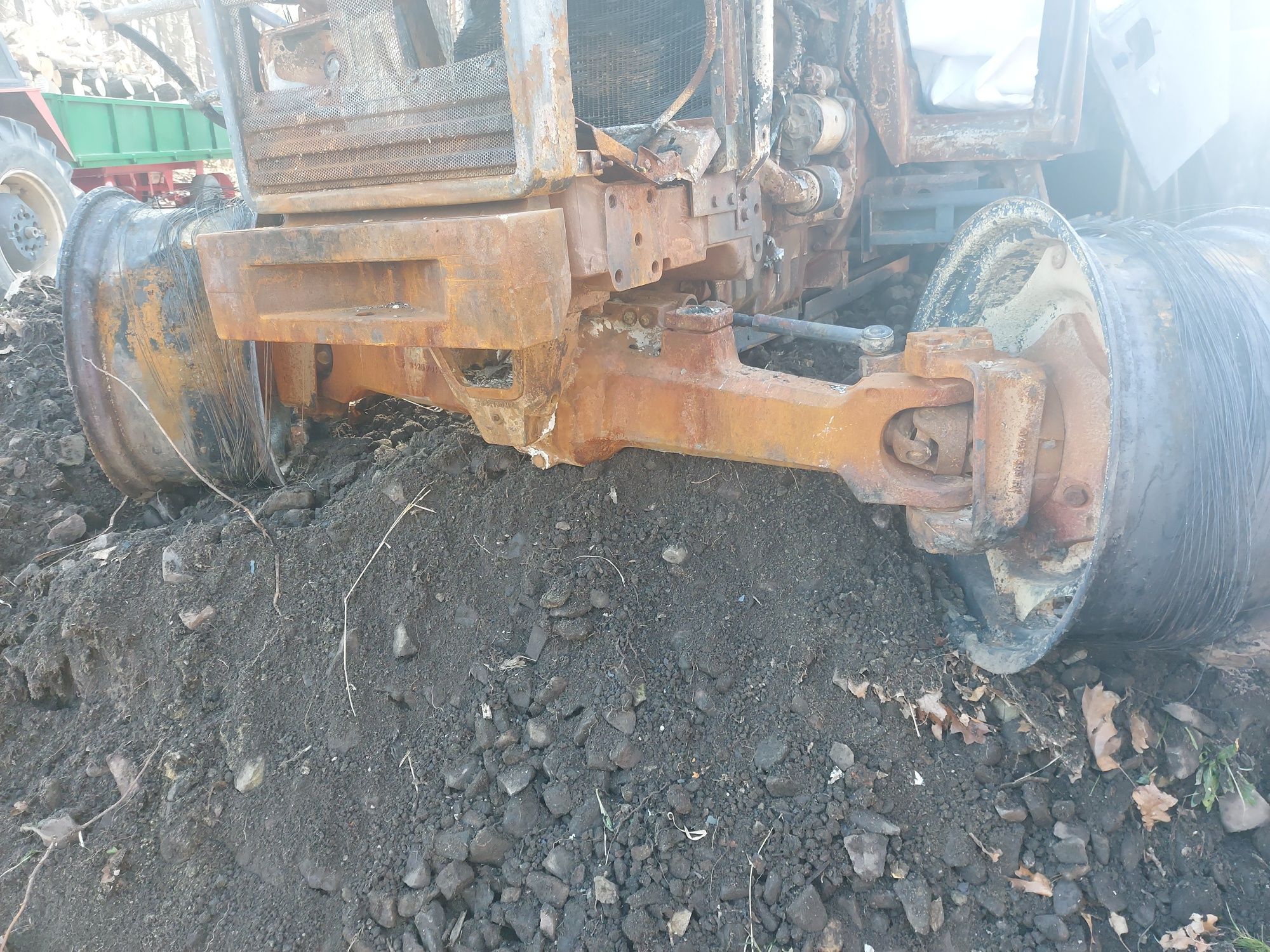Przedni napęd 4x4  most  Massey Ferguson 3070 ( 3060 lub 3050 trima  )