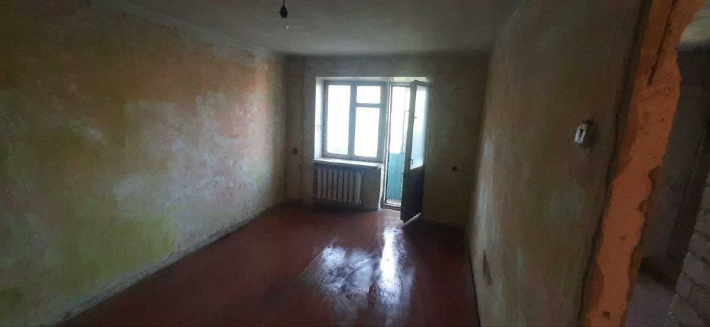 В продаже 2к Бавария, круг Дзюбы, Катаева 13, под ремонт