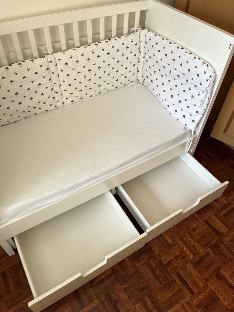 Berço bebê com colchão