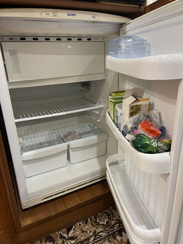 Холодильник на запчастини
