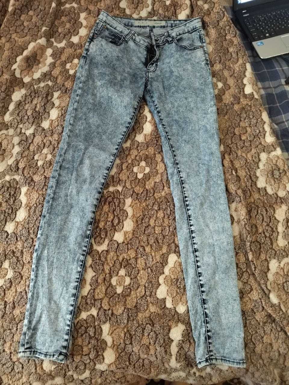 Продам джинсы 38 EUR