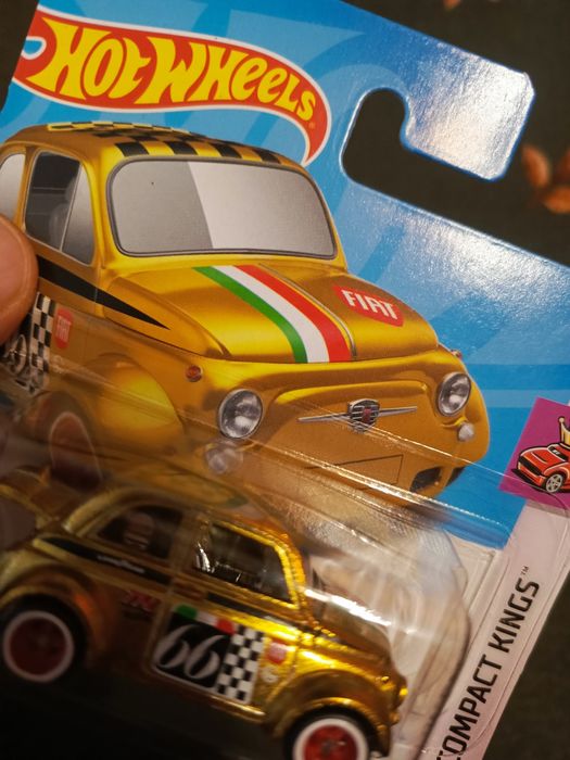Hot wheels Fiat 500 sth zestaw