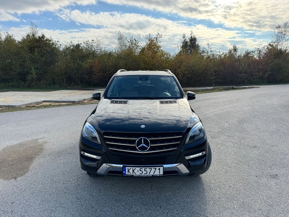 Mercedes-Benz ML MERCEDES BENZ ML350 3.0 V6 4-Matic 7 G-tronic