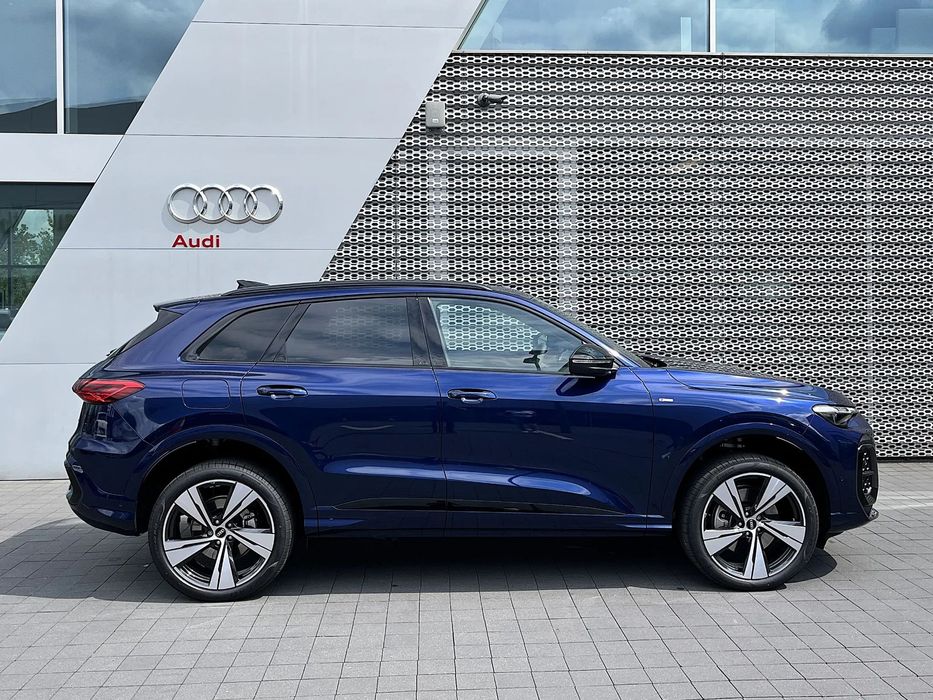 Audi Q5 Cena Katalogowa: ,00 Zł