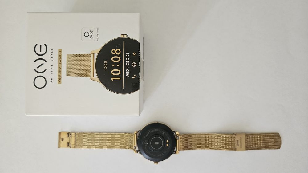 ONEwatch smart Relógio dourado