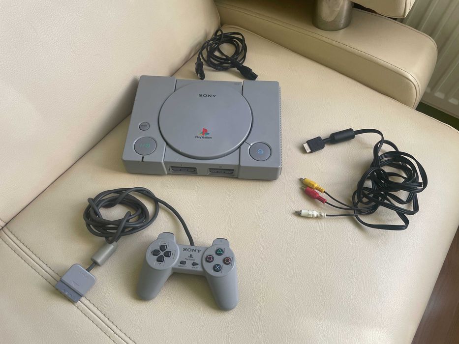 Konsola PlayStation 1 PSX SCPH-7502 Przerobiona CHIP + Gratis