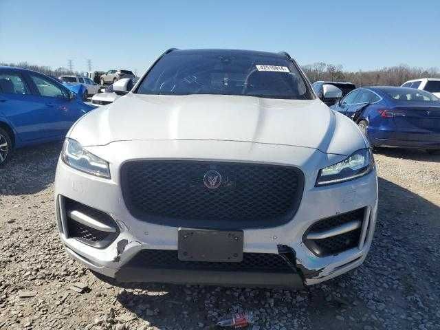 Разбирается  JAGUAR F PACE 35T R-SPORTS AWD 2017